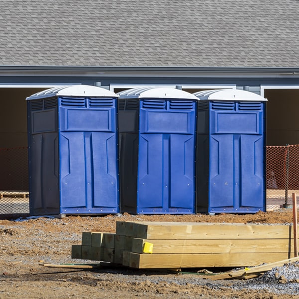 what is the cost difference between standard and deluxe portable toilet rentals in Moro IL